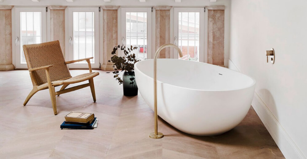 Unboxing the TipTop Side Table from Kartell